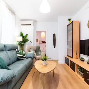 Precioso En El Centro De Apartamento